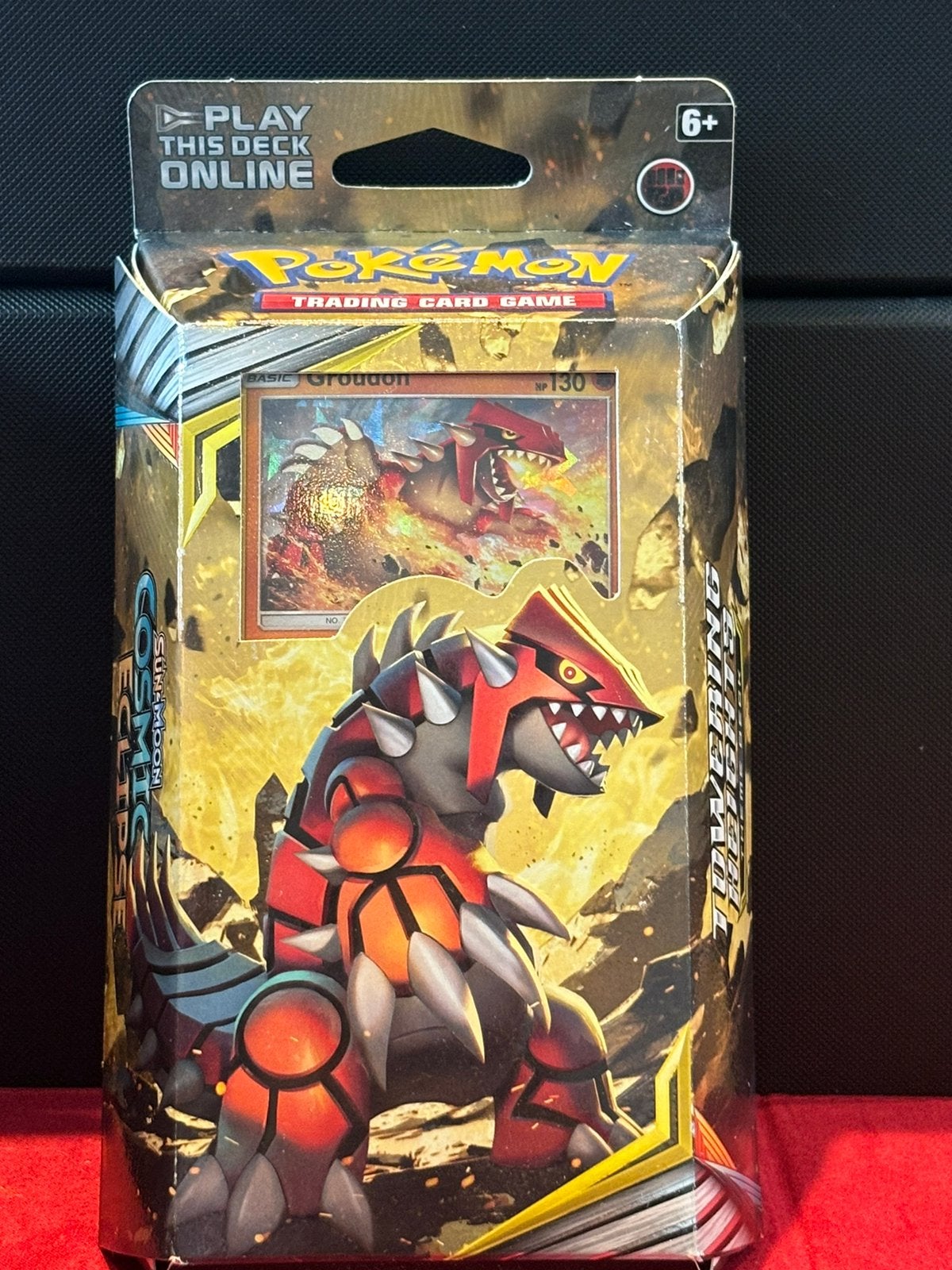 Pokemon sun & moon Cosmic eclipse theme deck, Ophalen of Verzenden, Zo goed als nieuw