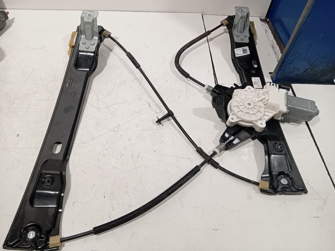Raammechaniek elektrisch rechts voor Ford Focus, Auto-onderdelen, Ruiten en Toebehoren, Onderdelen@venauto.nl, Van der Ven Autorecycling B.V.