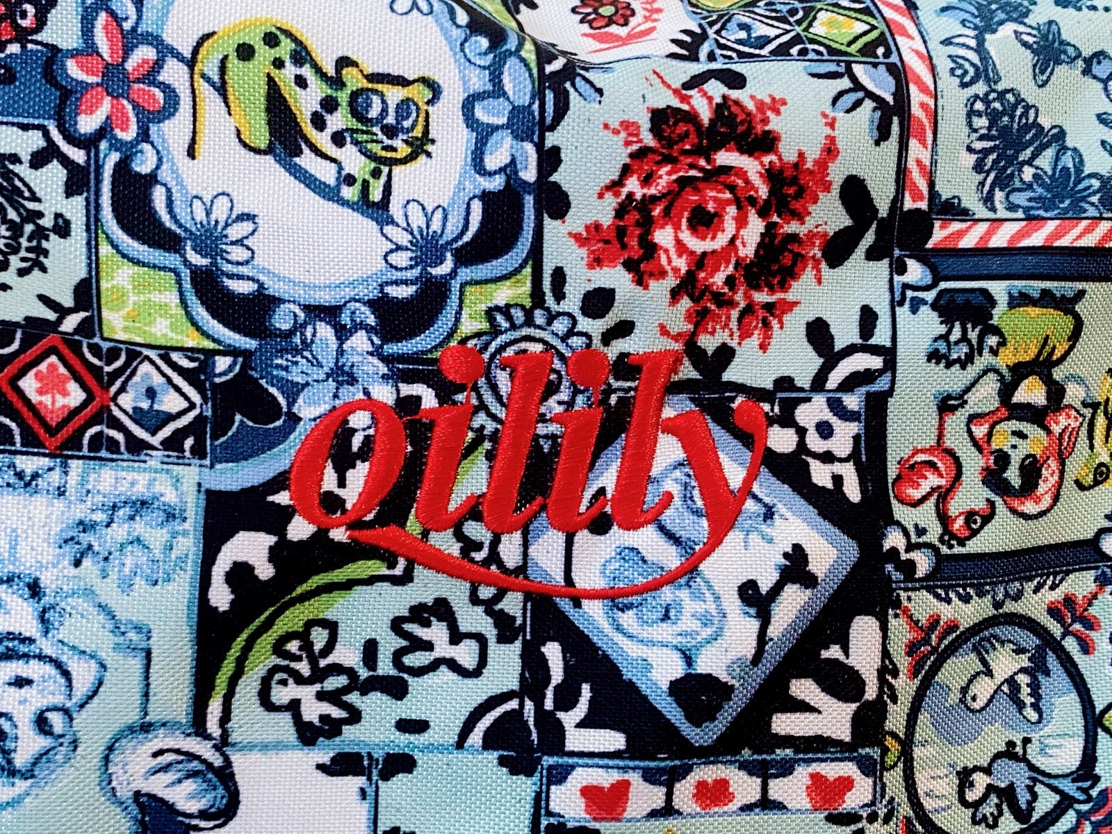 Oilily, ruime en vrolijke reistas, Ophalen of Verzenden, Zo goed als nieuw, 60 tot 80 cm, Uitschuifbare handgreep