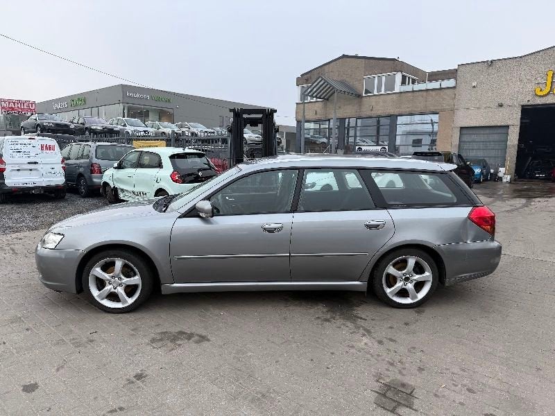 SUBARU LEGACY 2.0 LPG LPG 05/06, Auto's, Legacy, Bedrijf, Handgeschakeld, Te koop