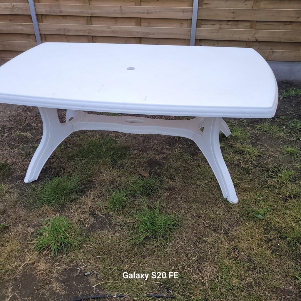 Tafel met 6 stoelen, Ophalen