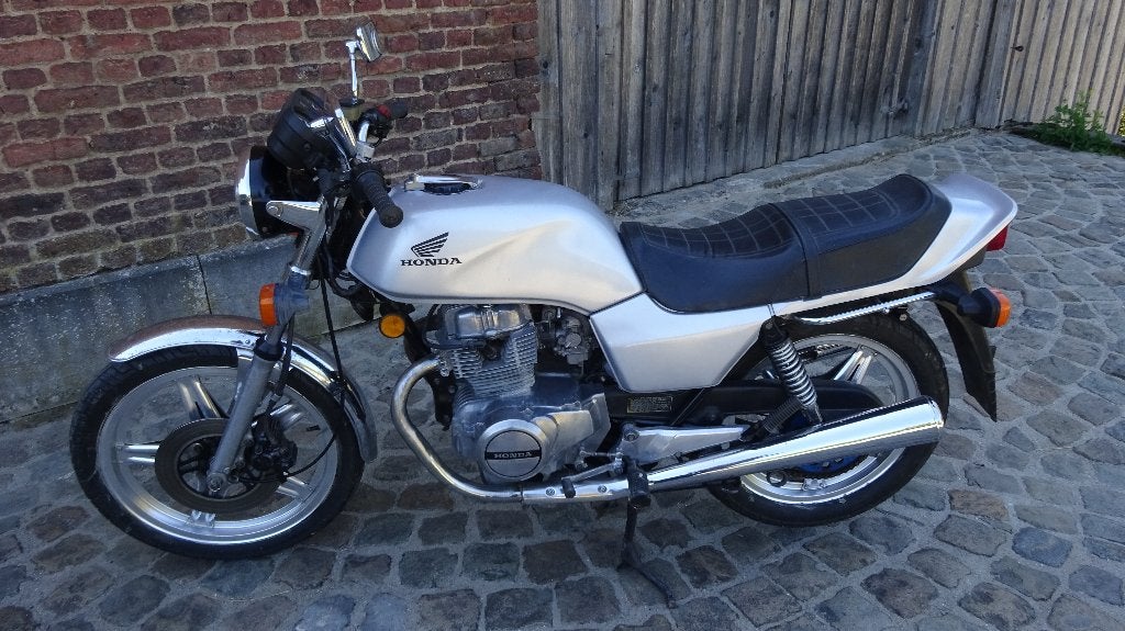 Honda cb250n, Tourisme, Occasion, 2 cylindres, 250 cm³