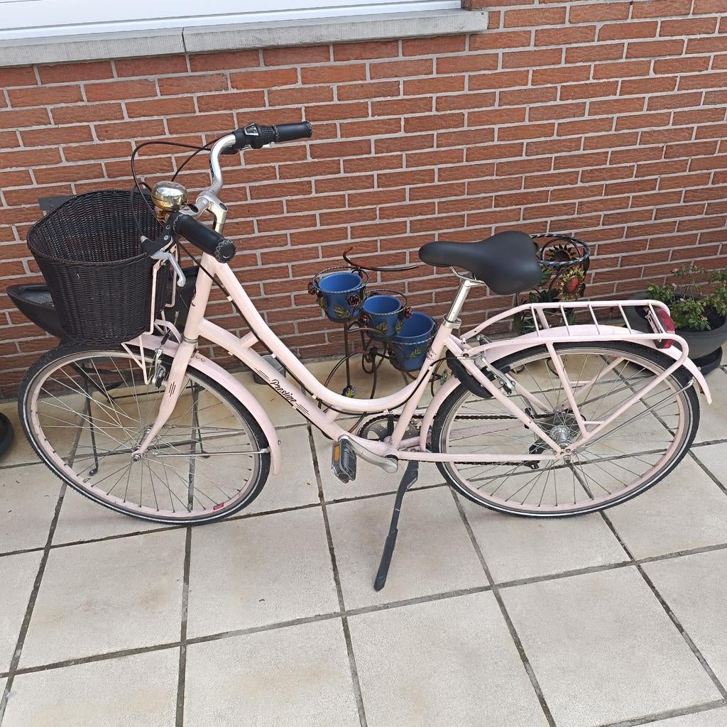 Roze damesfiets / omafiets met mand en bagagedragers, Fietsen en Brommers, Ophalen
