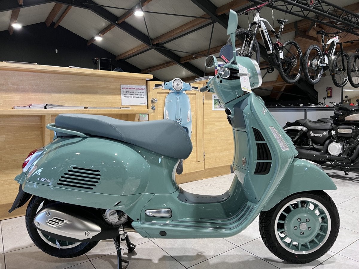 Vespa GTS 310 80 TH, Motos, Motos | Marques Autre, Scooter, Entreprise, 12 à 35 kW, 310 cm³