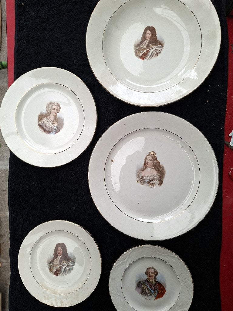 antiek servies 50 stuks decor Franse koningen., Ophalen