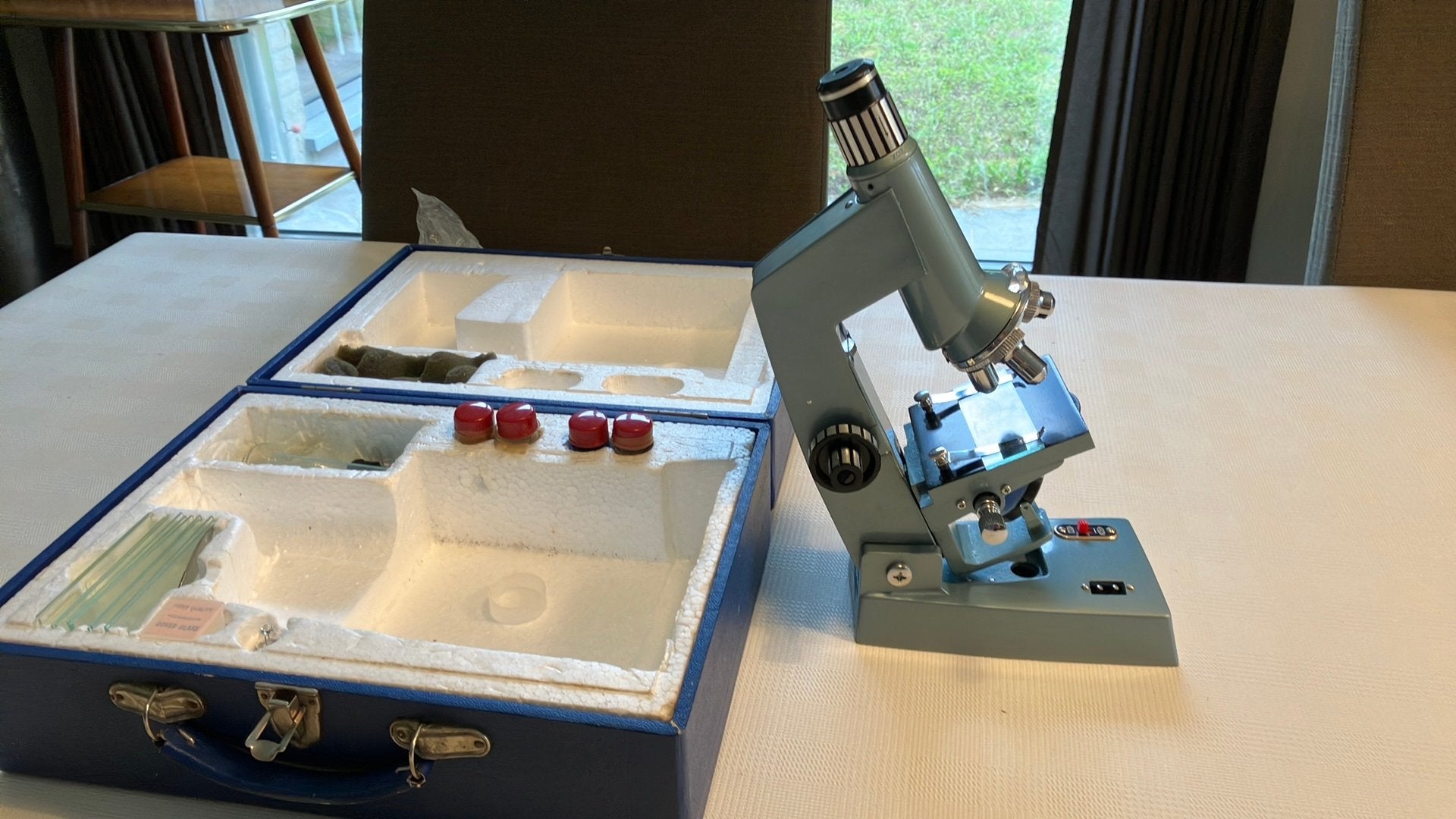 Microscope dans coffret, Enlèvement ou Envoi, Utilisé, Autres types