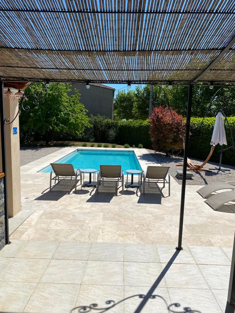 Maison de vacances en Provence avec piscine chauffée, Propriétaire, Village, Lac ou rivière, Maison de campagne ou Villa