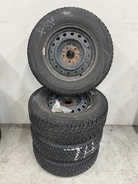 Winterset Mitsubishi ASX Cooper Weather-Master 215/70 R16, Ophalen, -, Banden en Velgen, Winterbanden