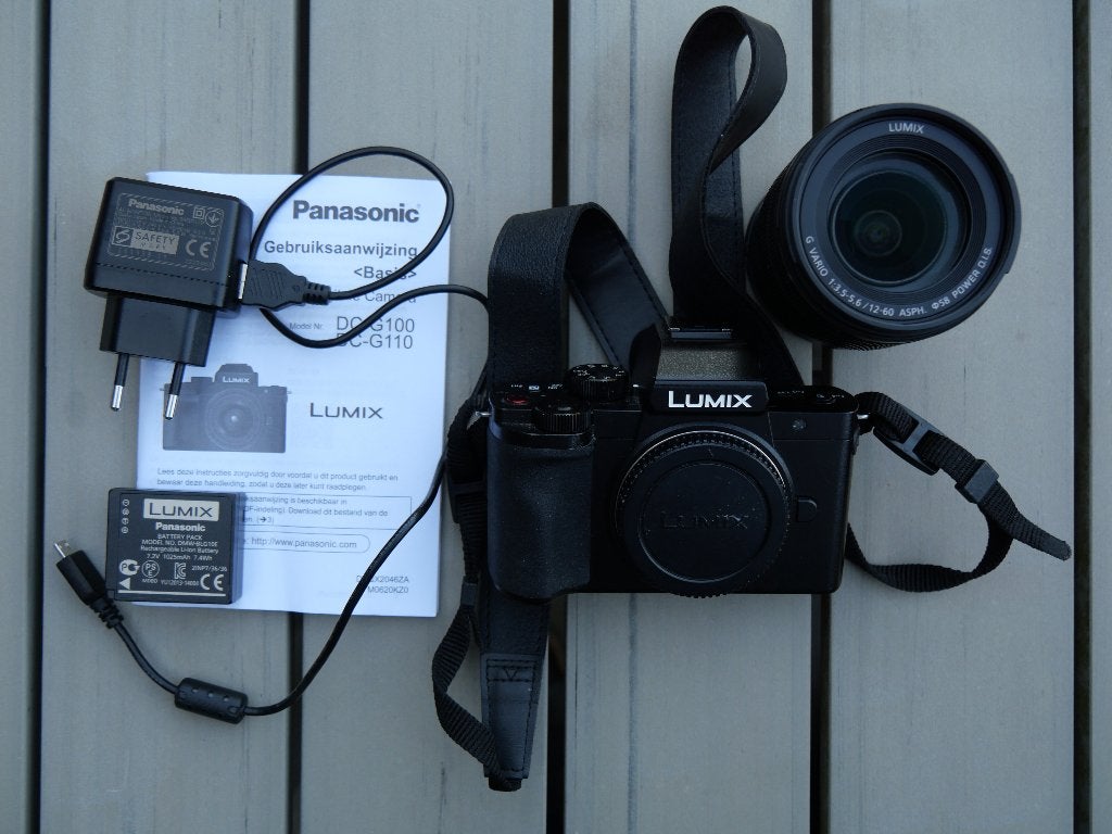 KIT Panasonic LUMIX G100 + LUMIX Vario 12-60 f/3.5-5.6 lens, Audio, Tv en Foto, Fotocamera's Digitaal, 20 Megapixel, Gebruikt