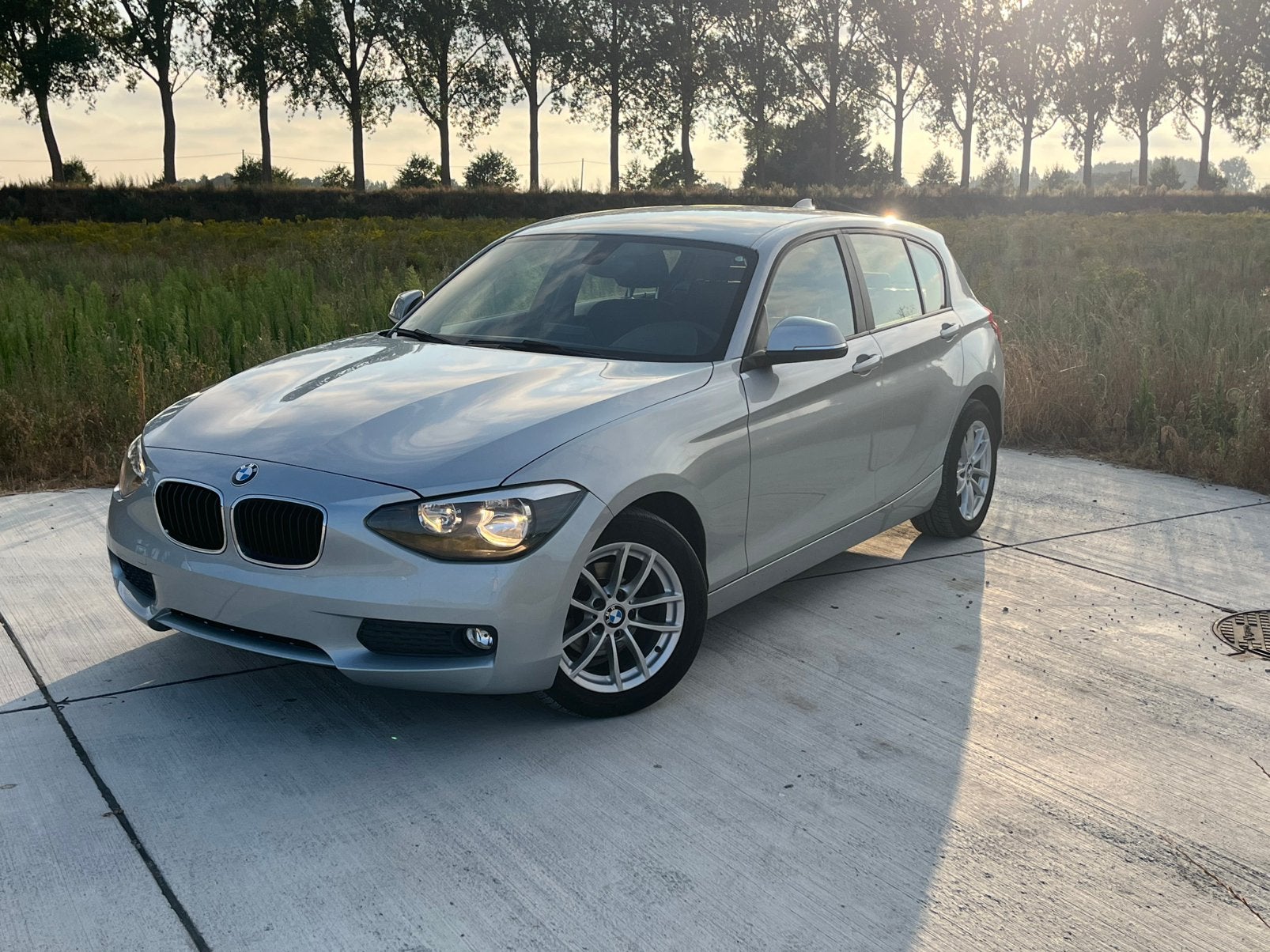BMW 114 - 121 000 km à essence, Achat, Entreprise, Garantie prolongée, Boîte manuelle