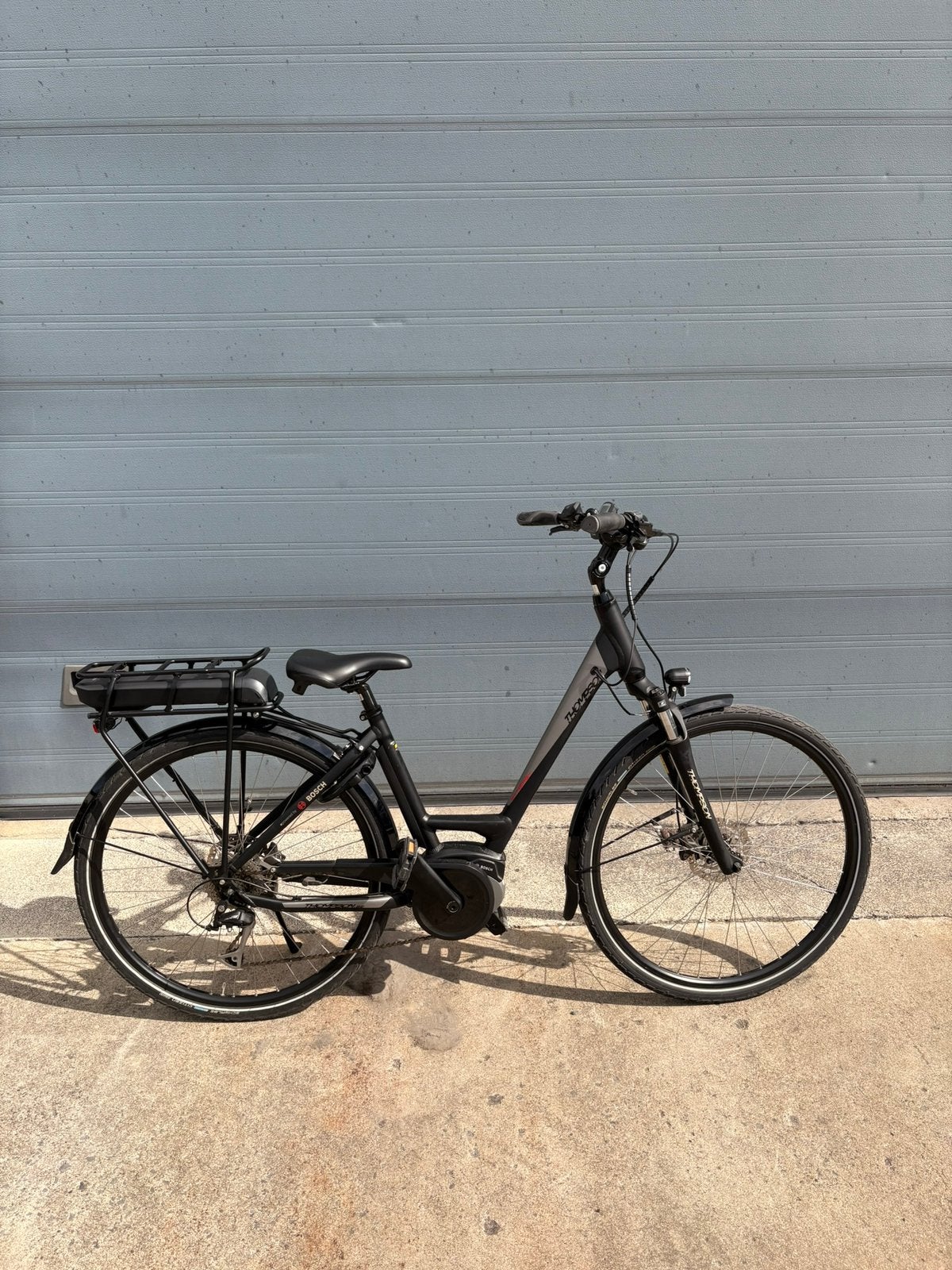 Thompson ebike - Bosch motor **2250km**, Ophalen, Zo goed als nieuw