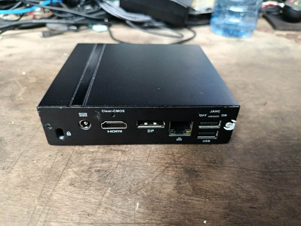 zuinige Mini computer, celeron N3450 4GB DDR4, SSD, Informatique & Logiciels, Ordinateurs de bureau, Utilisé, 2 à 3 Ghz, SSD, 4 GB