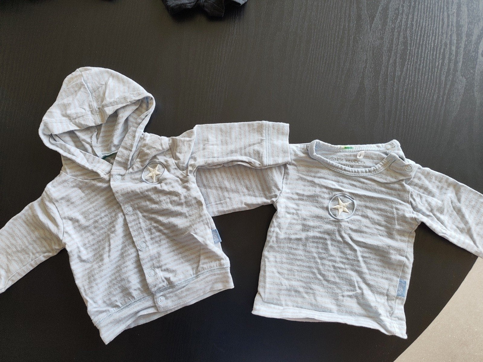 Setje trui en t-shirt lange mouw Dirkje maat 56, Enfants & Bébés, Vêtements de bébé | Taille 56, Enlèvement, Ensemble