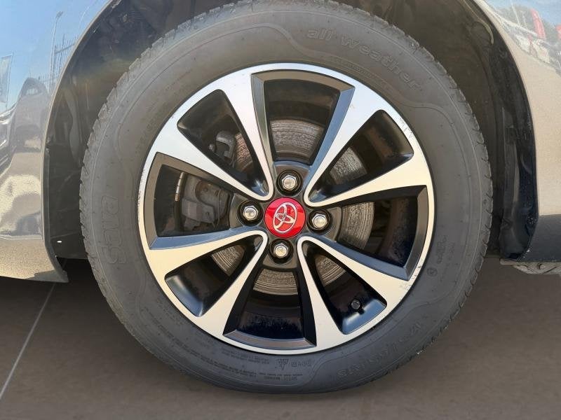 Toyota Yaris STYLE 1.5HSD, Auto's, Automaat, 100 pk, 5 deurs, Hybride Elektrisch/Benzine