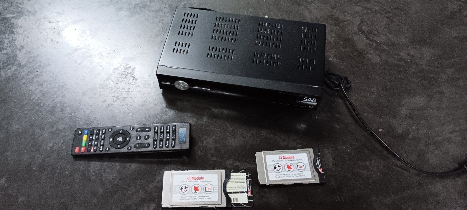 Decoder met 2 CI module, Computers en Software, Netwerk switches, Ophalen