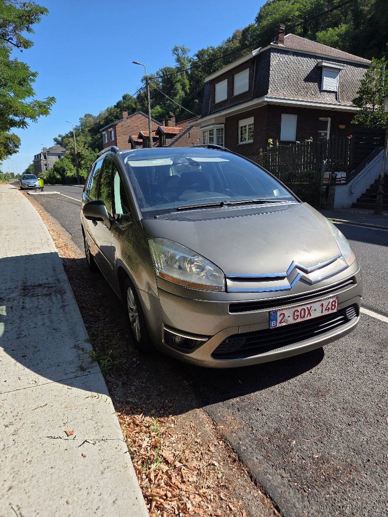 Automobiles, Achat, 6 portes, 7 places, Autres couleurs