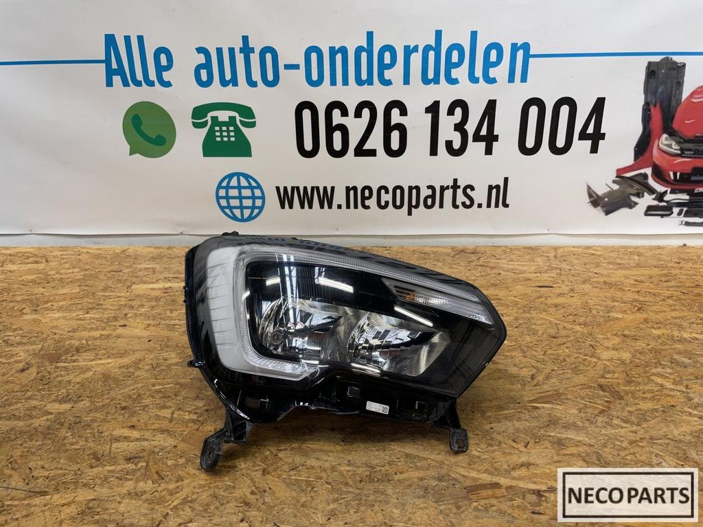 RENAULT MASTER 3 FACELIFT LED KOPLAMP RECHTS 260105567R, Renault, -, Utilisé, -