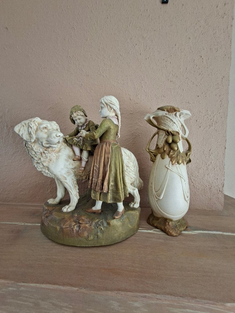 Royal dux , beeld + vaas te koop, Ophalen