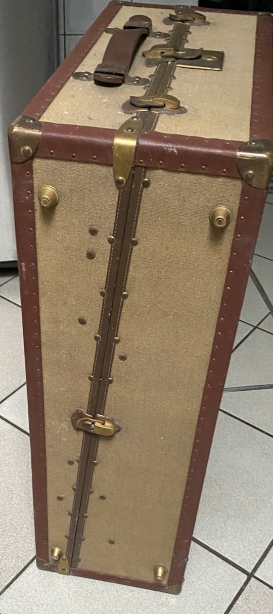Malle de Voyage VINTAGE – Pièce de Caractère, Enlèvement