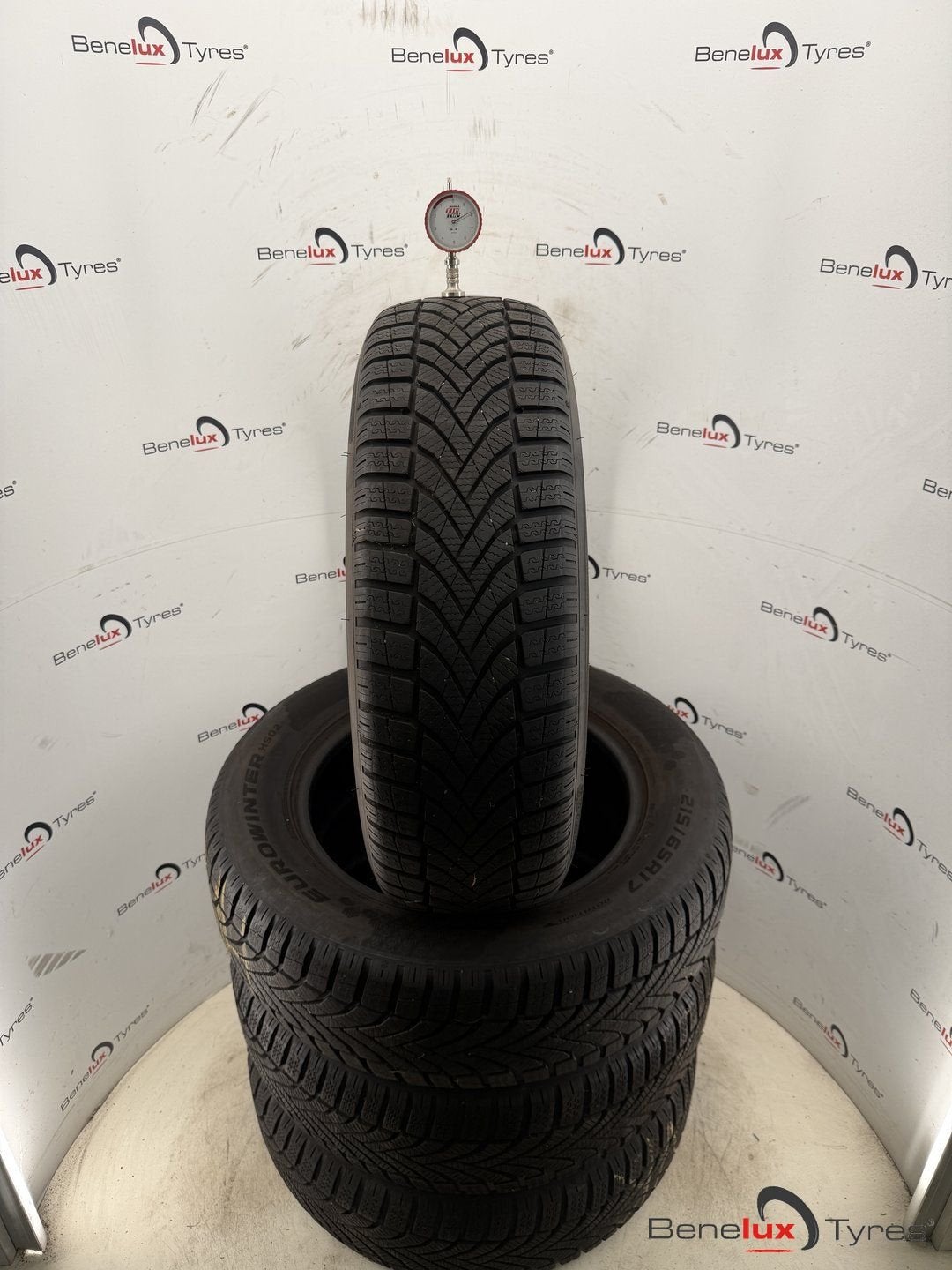 winter zgan 215/65R17 Falken 215/65/17 215/65 R17 2156517, Autos : Pièces & Accessoires, Véhicule de tourisme, -, Utilisé, -
