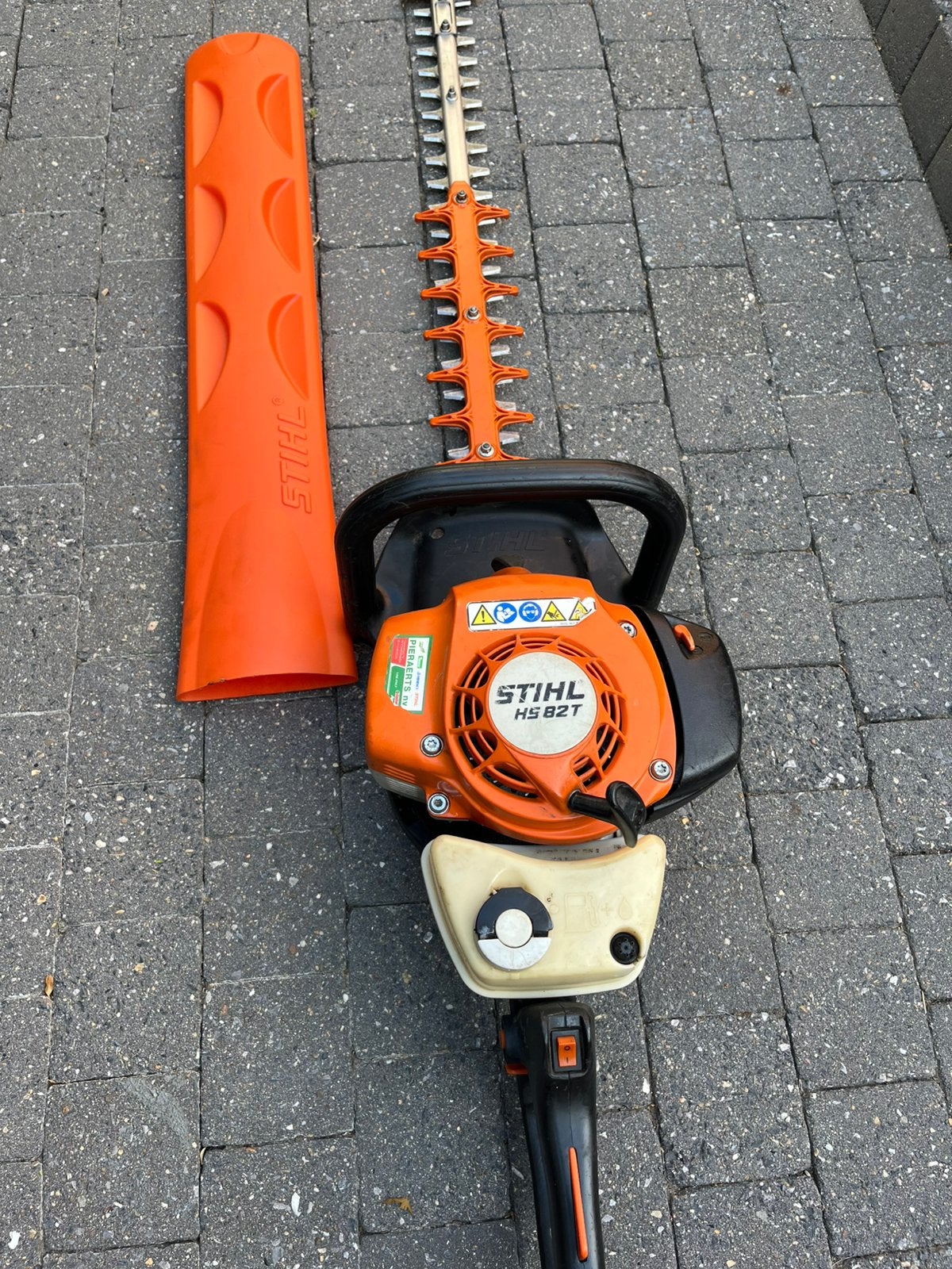 Stihl HS82T, Enlèvement, Comme neuf, Essence