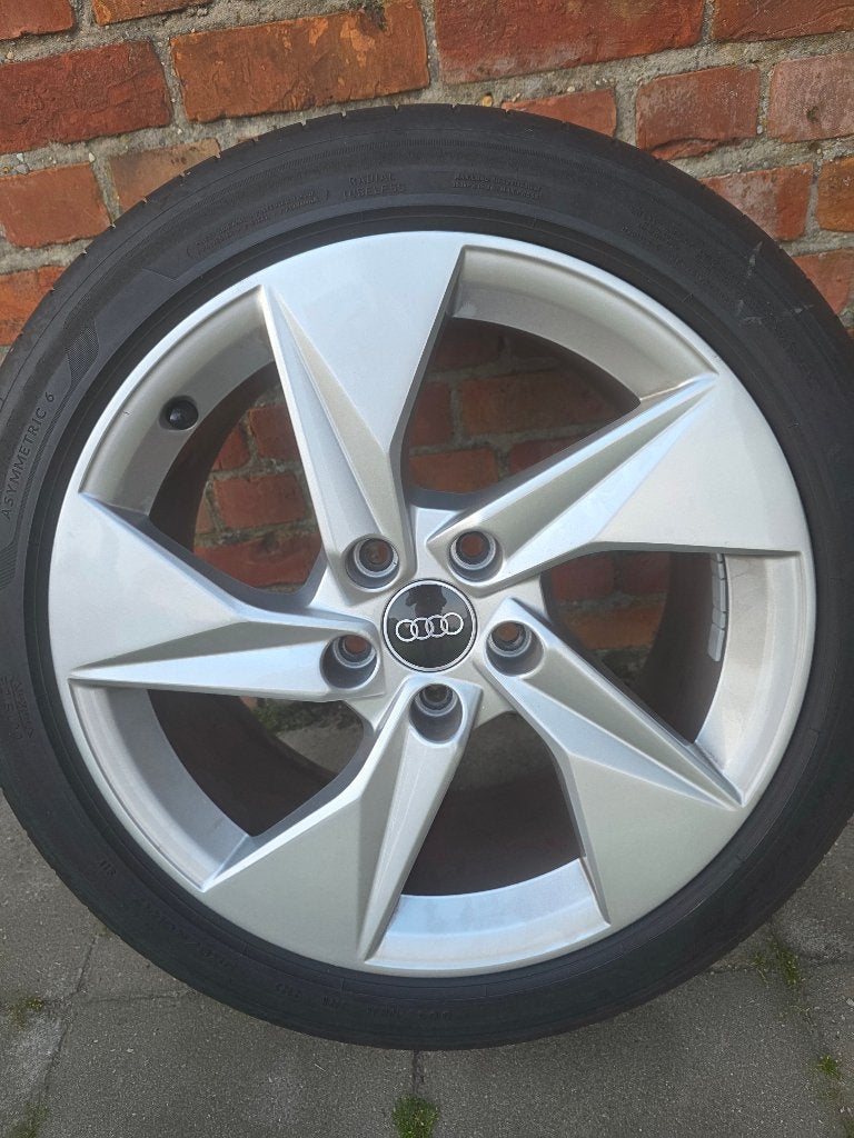 Audi 17 inch velgen met banden, Ophalen, 17 inch, Band(en)