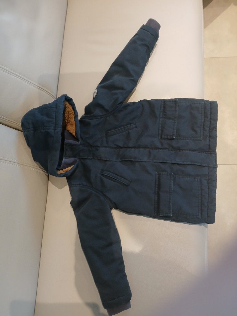 Veste épaisse PETIT BATEAU pour garçon 6y, Enfants & Bébés, Enlèvement ou Envoi, Comme neuf, Taille 116