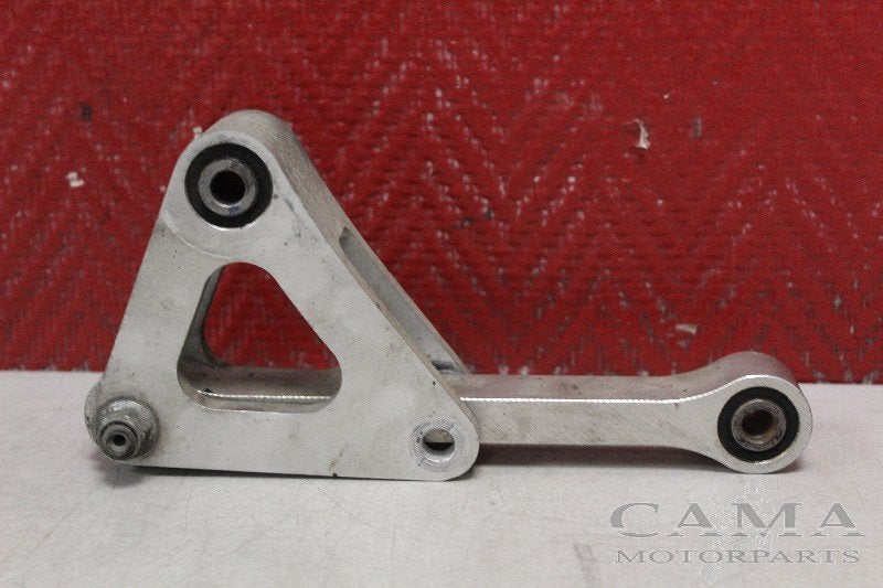 LINKAGE SUSPENSION Yamaha YZF R1 2007-2008 (YZF-R1 4C8), Dhr. S. di Majo, Utilisé, Info@cama-motorparts.nl, P.J. Troelstraweg 8 8
3144 CX  MAASSLUIS, NL