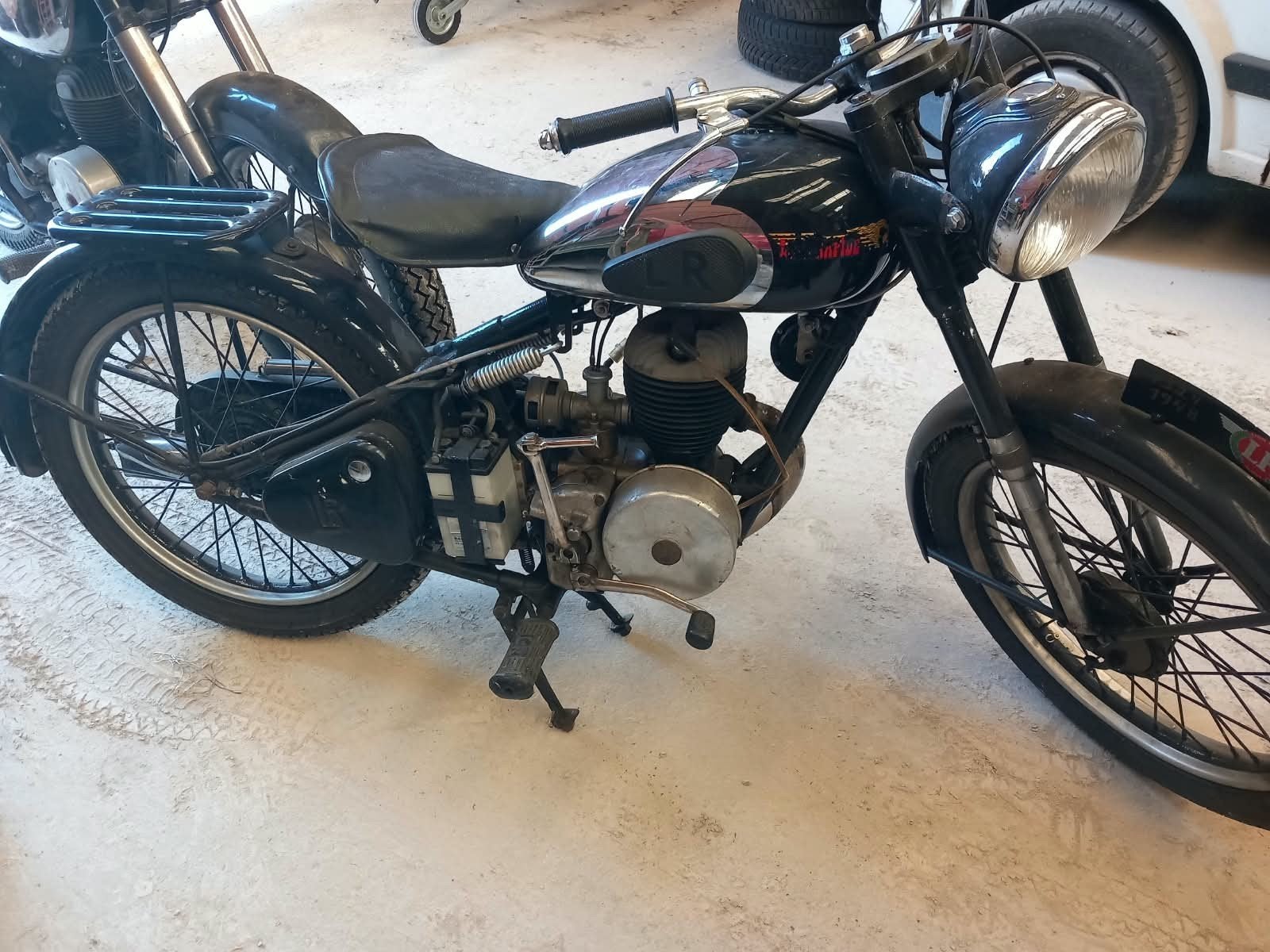 lion rapide de 1948, Motos
