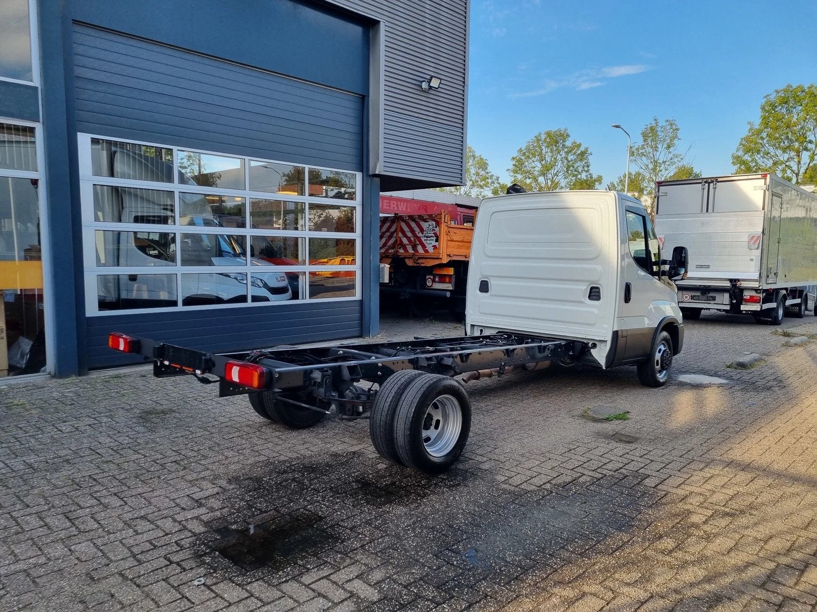 Iveco Daily 35C16/ 3.0D/ Chassiscab/ WB 410 CM (bj 2024), Auto's, Achterwielaandrijving, Euro 6, Iveco, Wit
