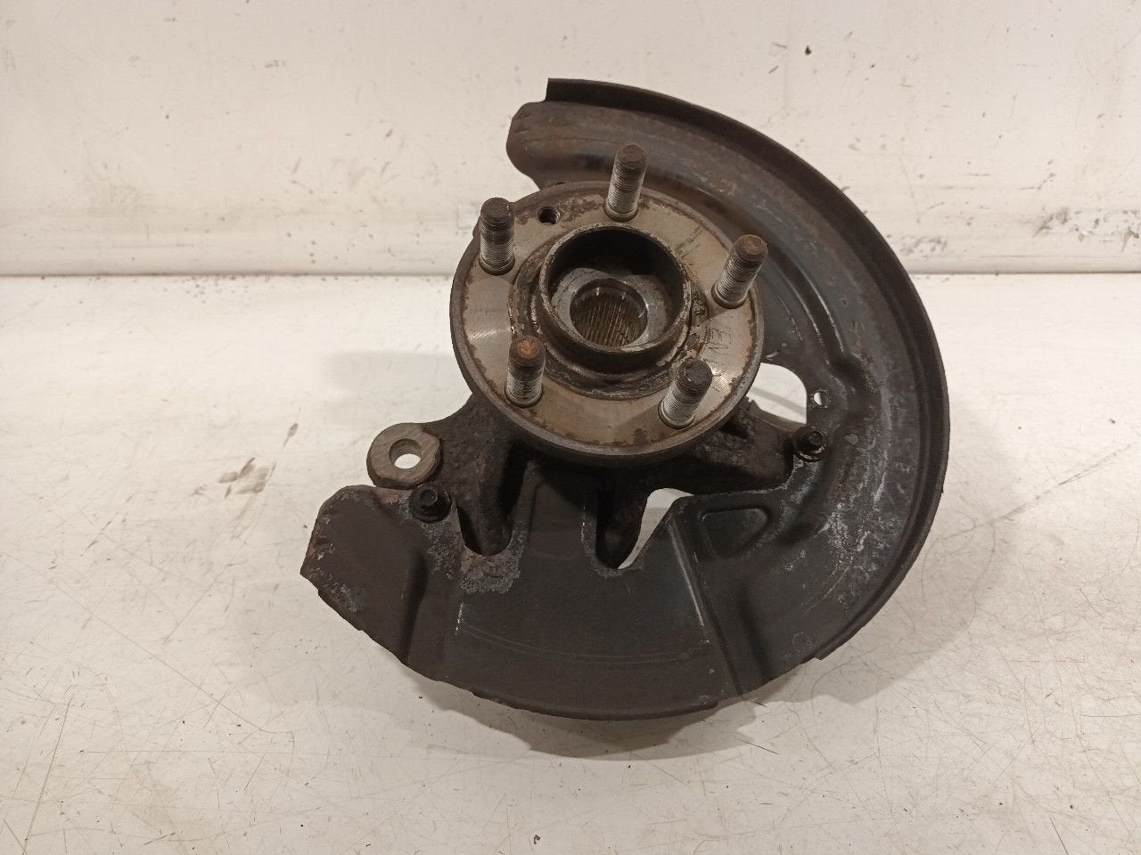 Wielnaaf links voor Land Rover Freelander, Onderdelen@venauto.nl, Van der Ven Autorecycling B.V., Land Rover, Ettenseweg 76, 4706 PB Roosendaal, The Netherlands