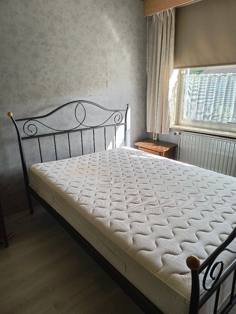 elegant tweepersoonsbed 140x200, Ophalen, Gebruikt, Zwart, Tweepersoons