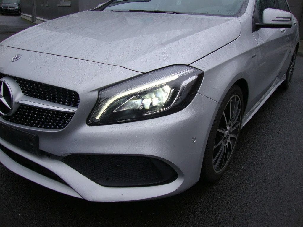 Mercedes-Benz A-CLASS 180 i aut, AMG, 2018, 50.000 km, leder, Autos, Achat, Cruise Control, Entreprise, Noir