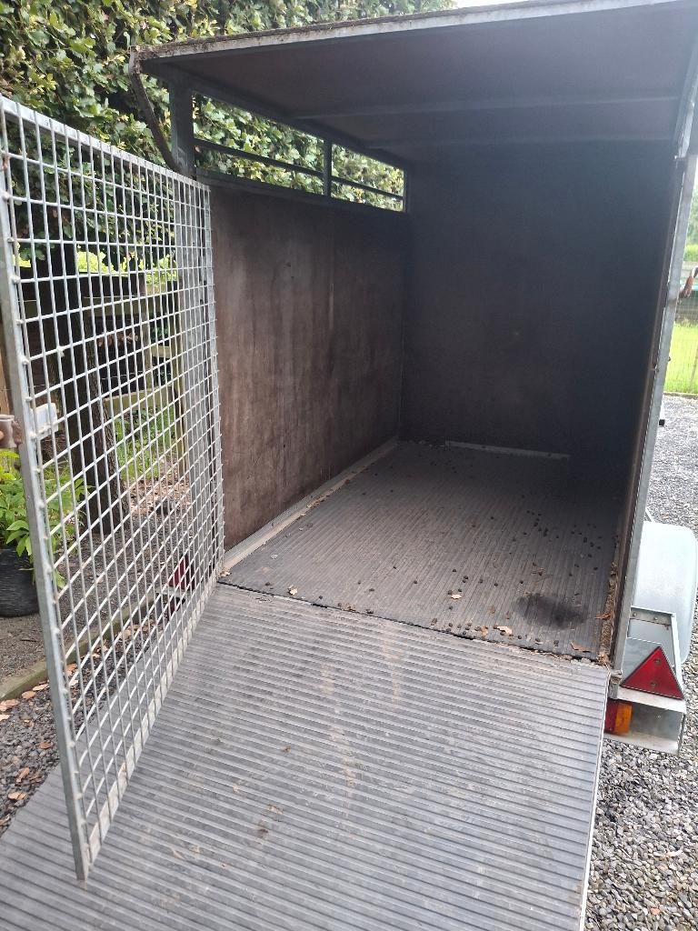 Schapentrailer, Dieren en Toebehoren
