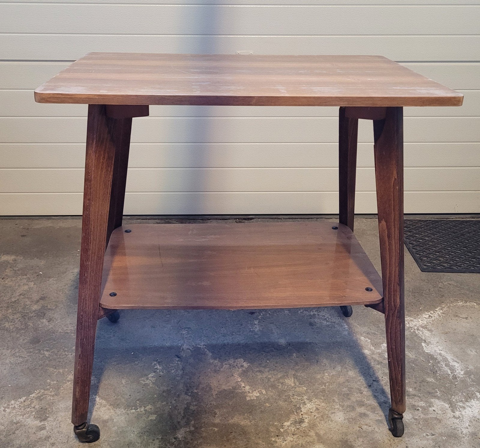 Table TV années 60 à restaurer, Antiquités & Art, Enlèvement