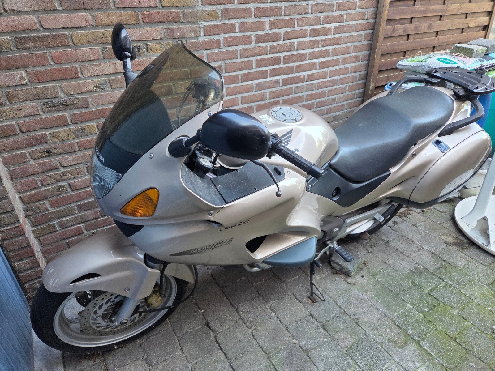 Honda Deauville 650 RC47, Motoren, 2 cilinders, Motorrijbewijs A, Gebruikt, Particulier