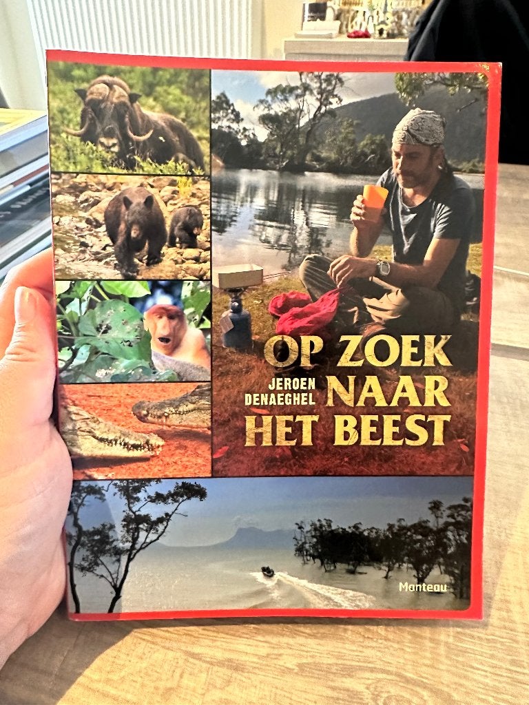 Op zoek naar het beest, Boeken, Reisverhalen, Ophalen, Zo goed als nieuw