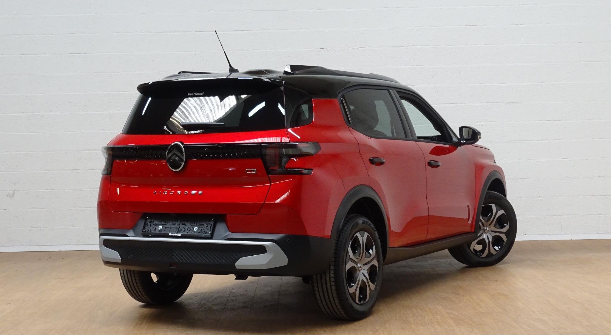 Citroën C3 Aircross 1.2 T PLUS, Autos, Citroën, Rouge, Achat, 135 g/km, Entreprise