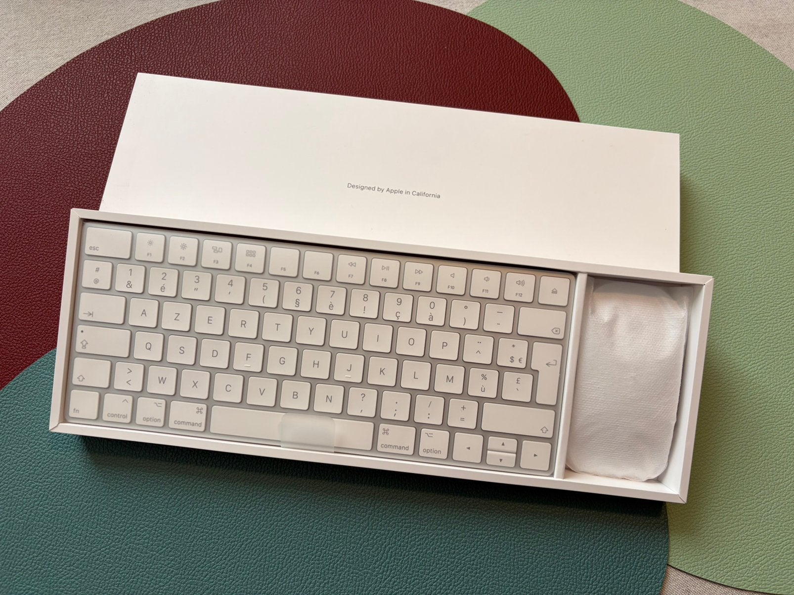 Clavier Apple avec souris, Enlèvement, Neuf, Récepteur sans fil