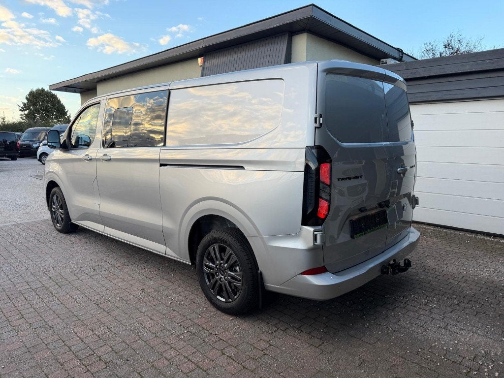 FORD TRANSIT CUSTOM * LIMITÉ * CAB DUB * AUT * 170 CV * L2 *, 6 portes, Euro 6, Entreprise, 211 g/km
