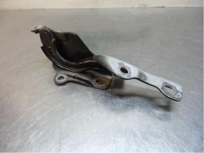 Charnière capot d'un Hyundai H300, -, Utilisé, Hyundai, -