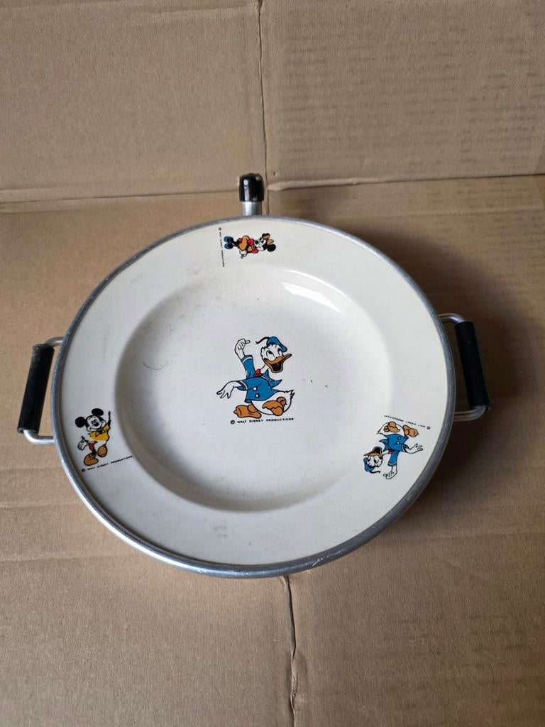 Assiette chauffante Cormar Disney. Vintage . Cette assiette, Collections