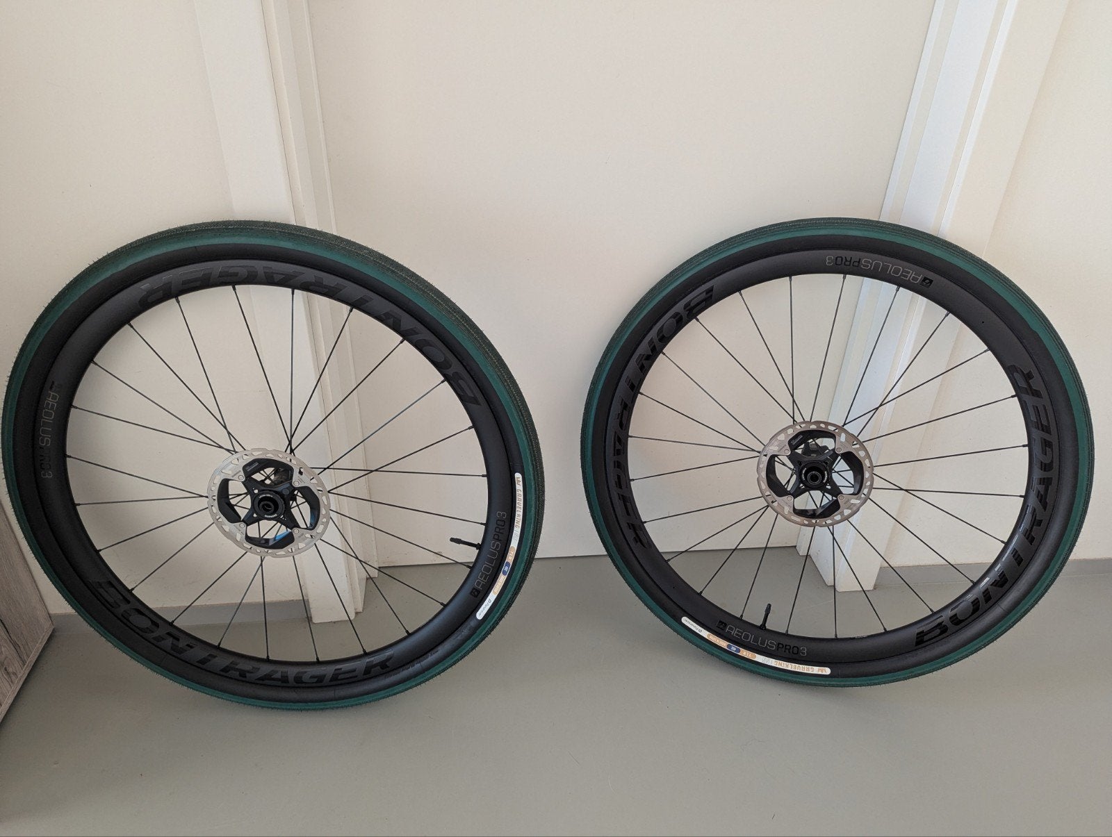 bontrager pro 3 Carbon wielset, Fietsen en Brommers, Ophalen, Gravelbike, Bontrager, Carbon