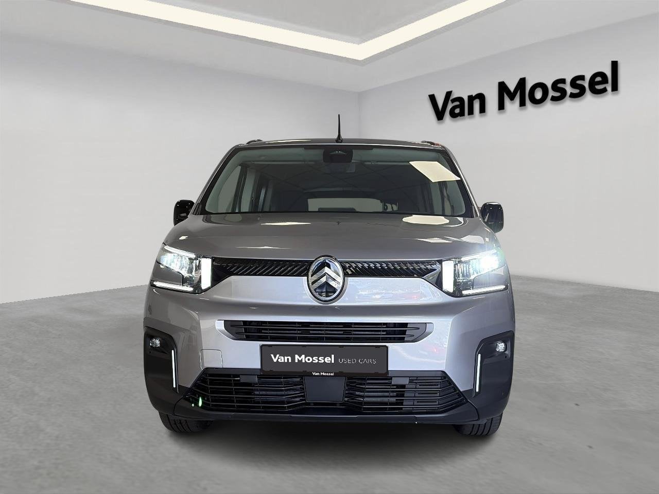 Citroën Berlingo XL 1.5 BlueHDi 130 S&S BVM6 MAX, Auto's, Voorwielaandrijving, Zwart, Bluetooth, 131 pk