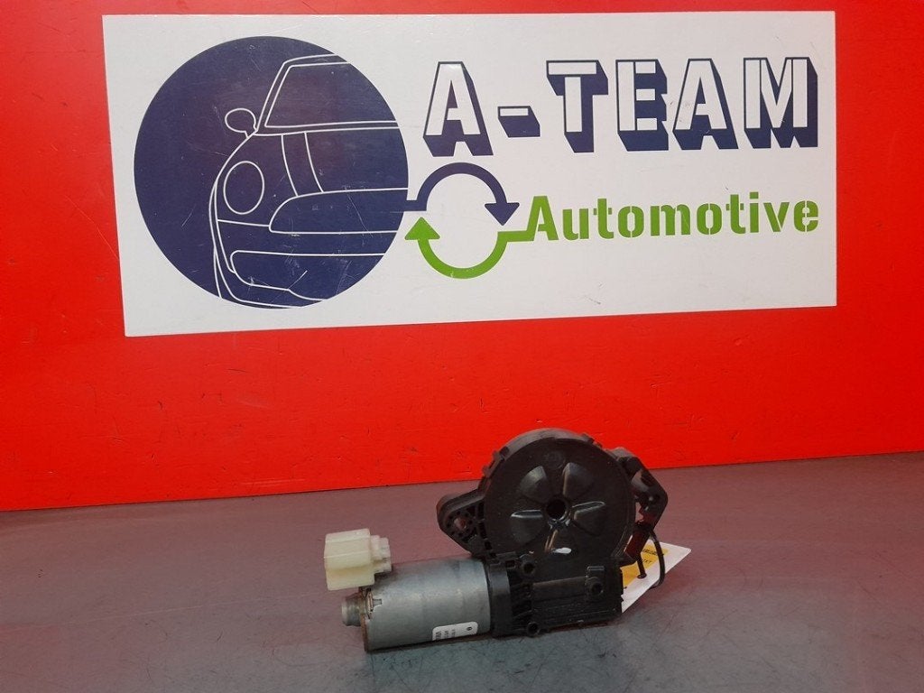 TOIT OUVRANT MOTEUR Tiguan (AD1) (|3G9877795G|0390200133|), Robert Bosch AG, Volkswagen, Utilisé, Robert-Bosch-Allee 1
74232  Abstatt, DE