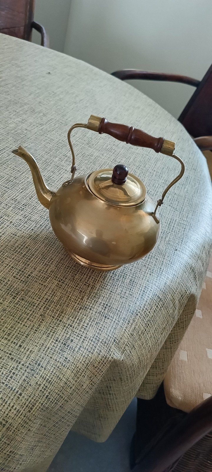 Indische theepot, Ophalen