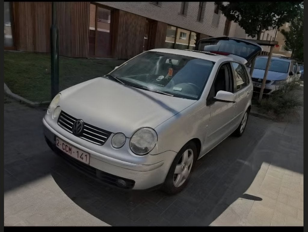 Volkswagen polo, Autos, Volkswagen, Particulier, Polo, Toit ouvrant, Essence, Euro 4, 5 portes, Boîte manuelle, Argent ou Gris