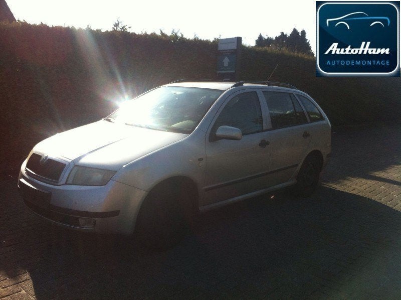 CEINTURE DE SECURITE ARRIERE DROITE Skoda Fabia (6Y5), Dhr. J. Ham, Administratie@autoham.nl, Utilisé, Skoda