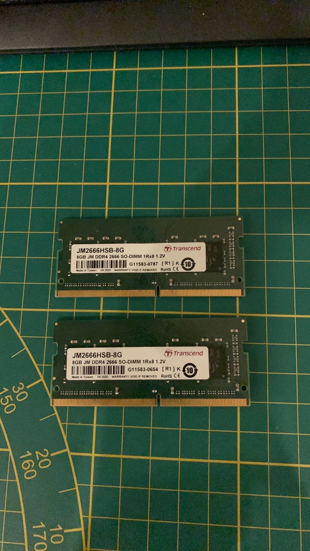 8Gx2 RAM ddr4 laptop, Ophalen, DDR4, 8 GB, Zo goed als nieuw