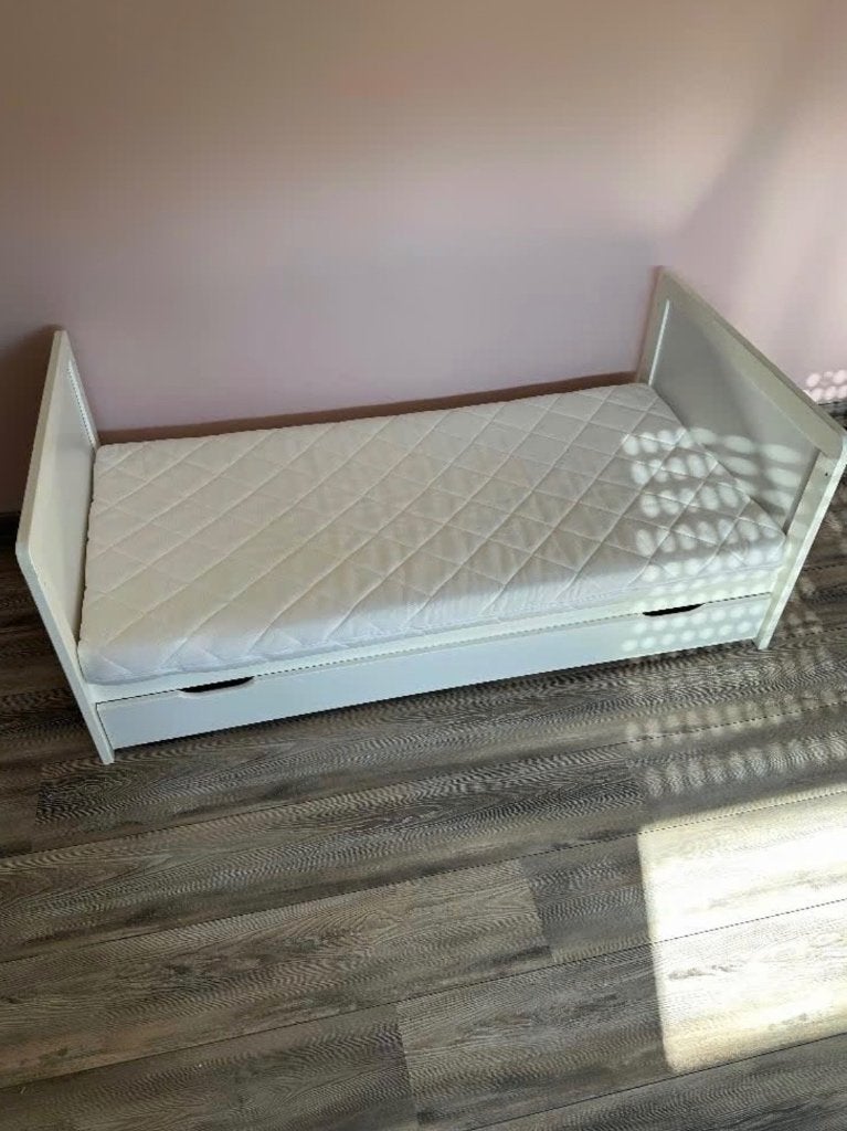 Meegroei bed - wit - incl. matras, Kinderen en Baby's, Kinderkamer | Bedden, 85 tot 100 cm, Gebruikt, 140 tot 160 cm, Ophalen